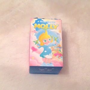POPMART Molly Blind Box Figure-Cat Photographer, Unopened Bag